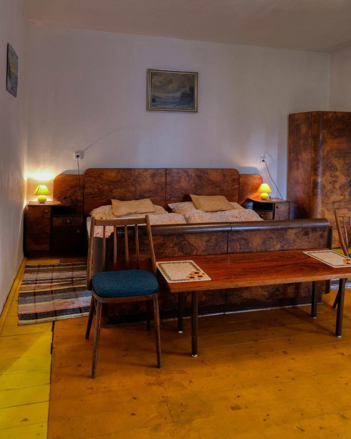 Apartmany V Broumovskem Statku Dış mekan fotoğraf