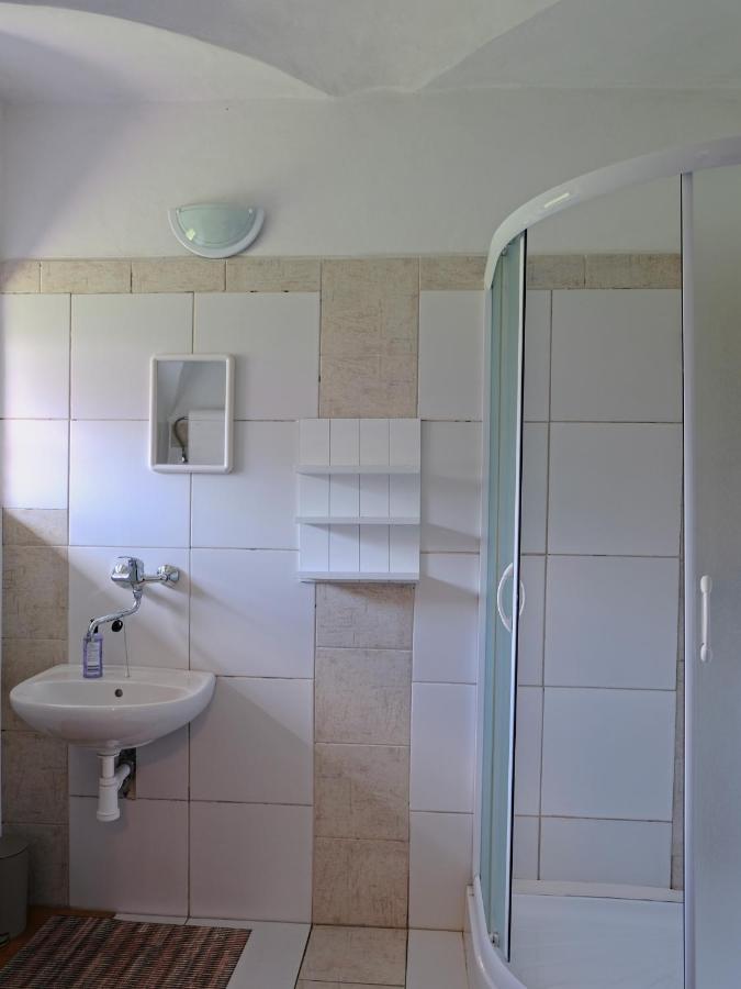Apartmany V Broumovskem Statku Dış mekan fotoğraf