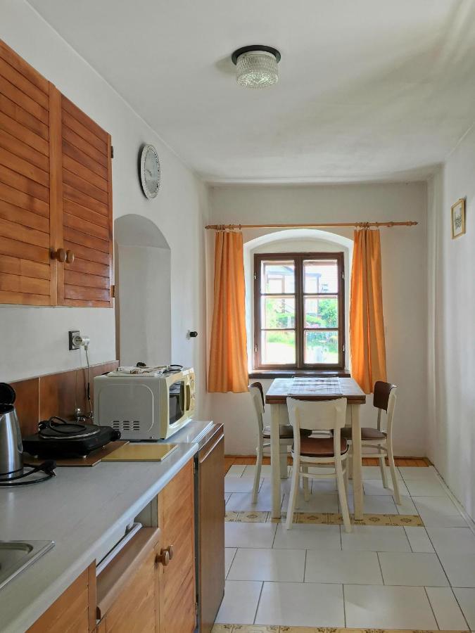 Apartmany V Broumovskem Statku Dış mekan fotoğraf